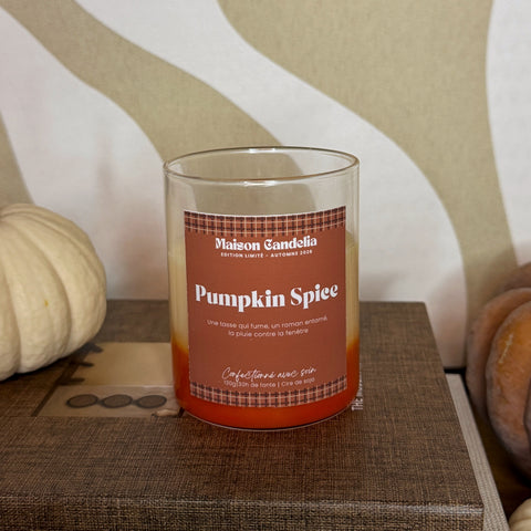 Bougie parfumée artisanale Pumpkin Spice – Édition Limitée Automne | Maison Candelia
