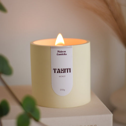 Bougie Artisanale Tahiti – Monoï | Cire de Soja | Jesmonite